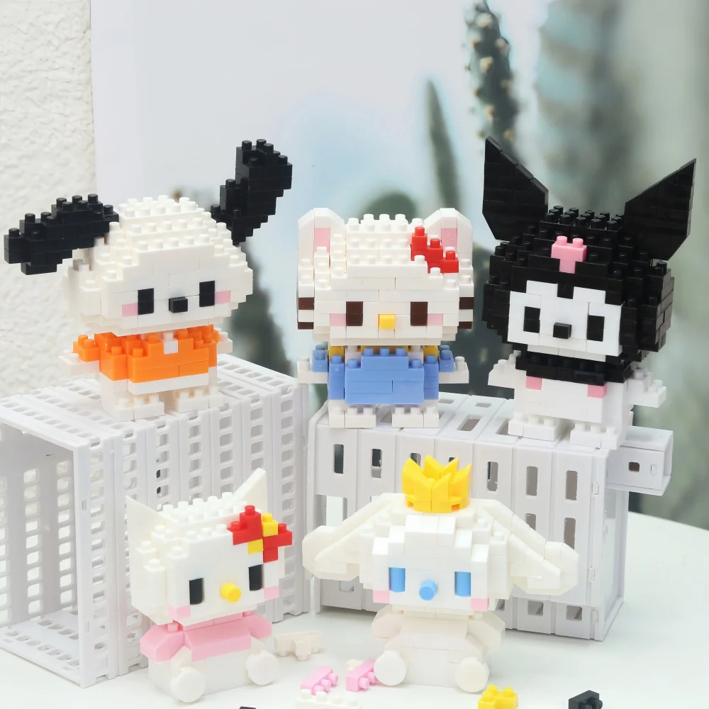 Sanrio Kuromi Micro Building Blocks Set Cinnamoroll Model Hello Kitty Mini Brick Pompompurin Figure My Melody Toys for Kids Gift