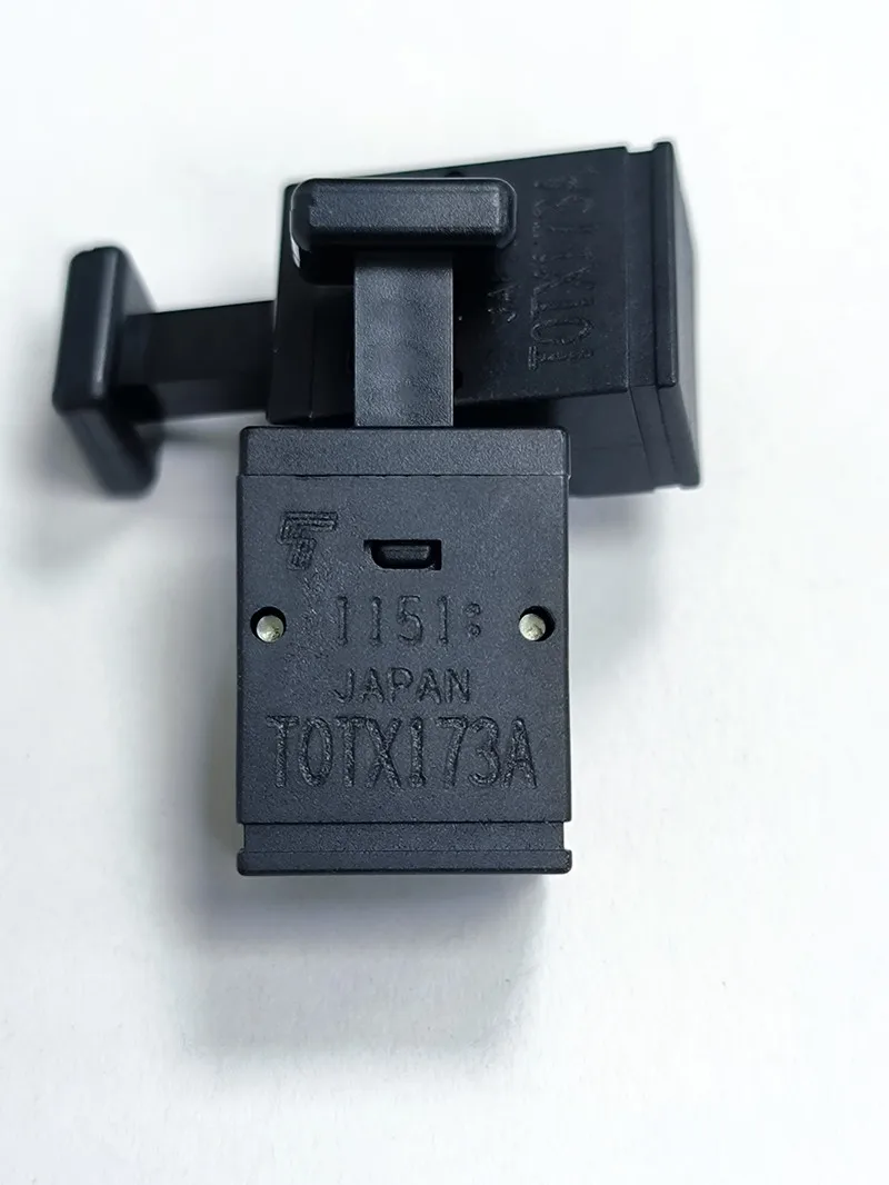 

1PCS TOTX173 100% imported original main receiving and transmitting tube, photoelectric switch, Hall sensing