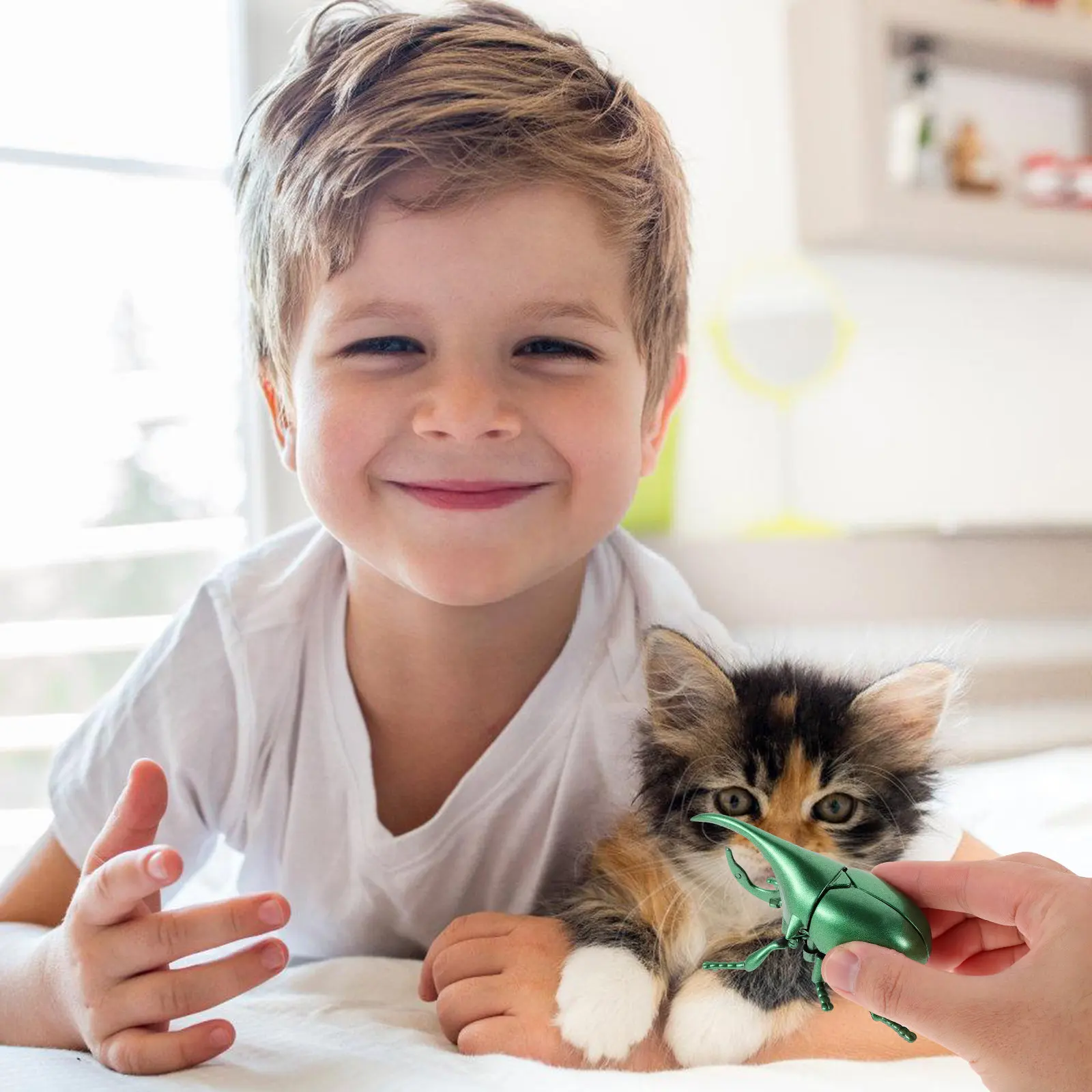 

Реалистичный фальшивый жук-насекомое на пружине для розыгрышей, модель для Хэллоуина, игрушка-муляж насекомого