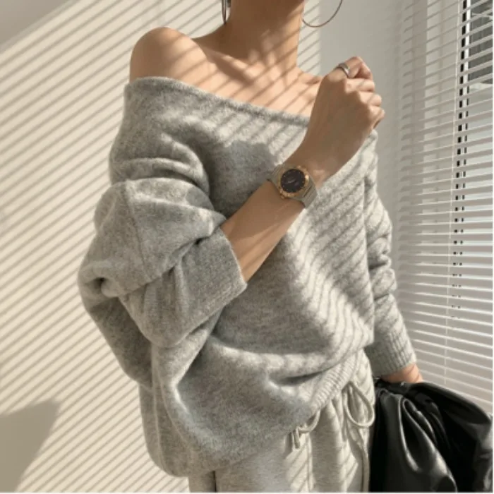 Chic Design Knitted Sweater Women's Loose Shoulder Bared One-Shoulder Unusual Loose Lazy Style Top Korean Style Cashmere