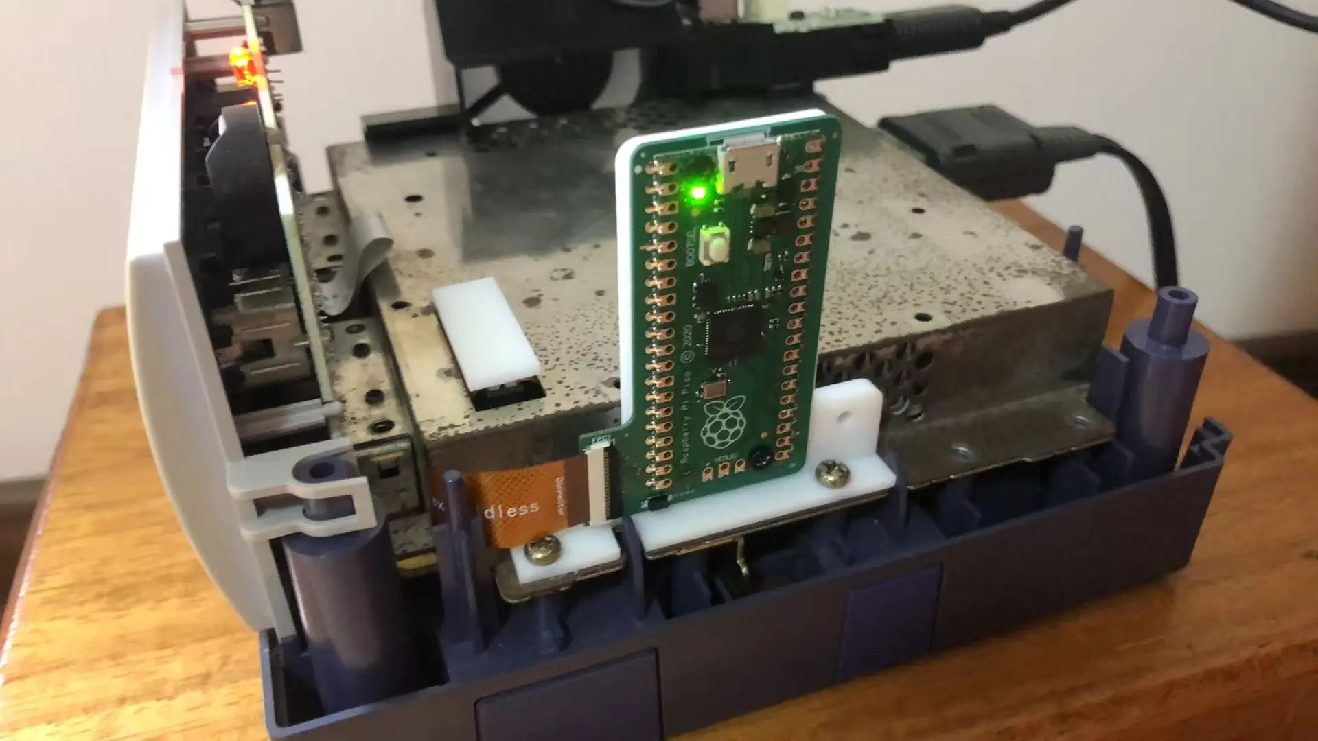 NGC Picoloader Simple Solderless Open Source Module Based On RP2040 For GameCube Support Homebrew Software Launching