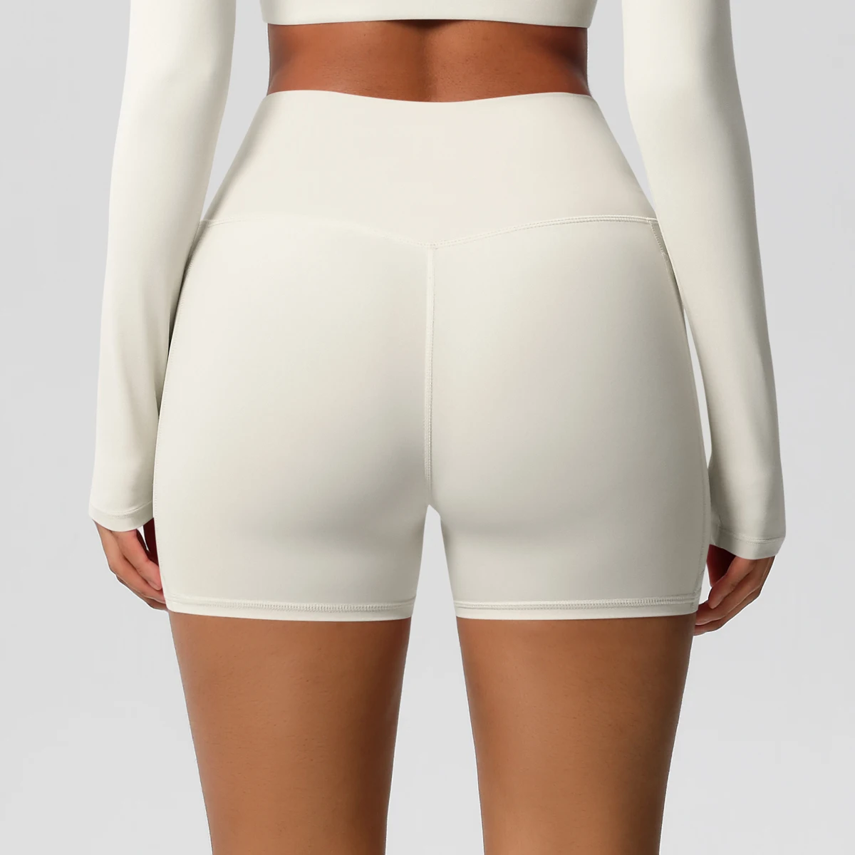 Einfarbige Yogahose mit Taschen, schnell trocknend, hohe Taille, für Fitnessstudio, Push-Up-Yoga-Shorts für Damen, atmungsaktiv, Workout, Fitness, kurz – Detail 25