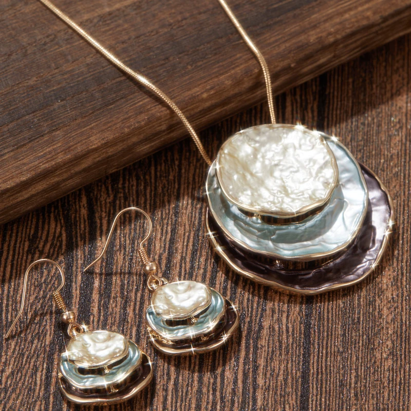 New Vintage Irregular Earring - đánh giá và giá Layered Pendant Necklace Aesthetic