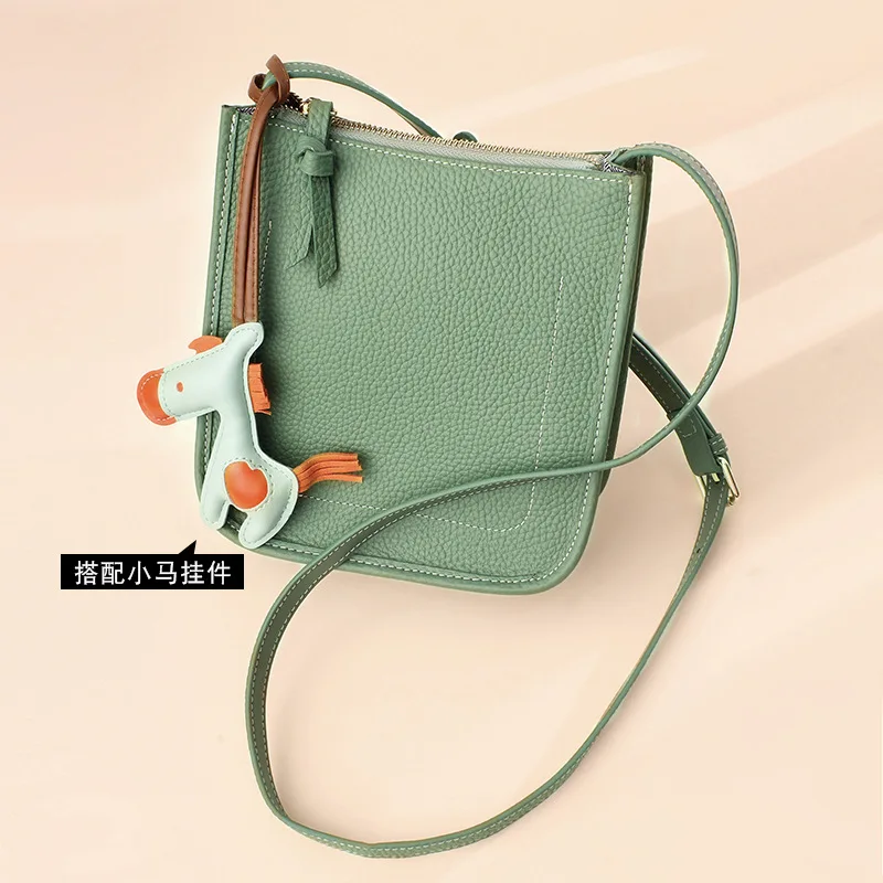 2023 Green Crossbody Bag with Horse Charm 100% First Layer Cowhide Leather Female Shoulder Bag Small Daily-use Phone Purse