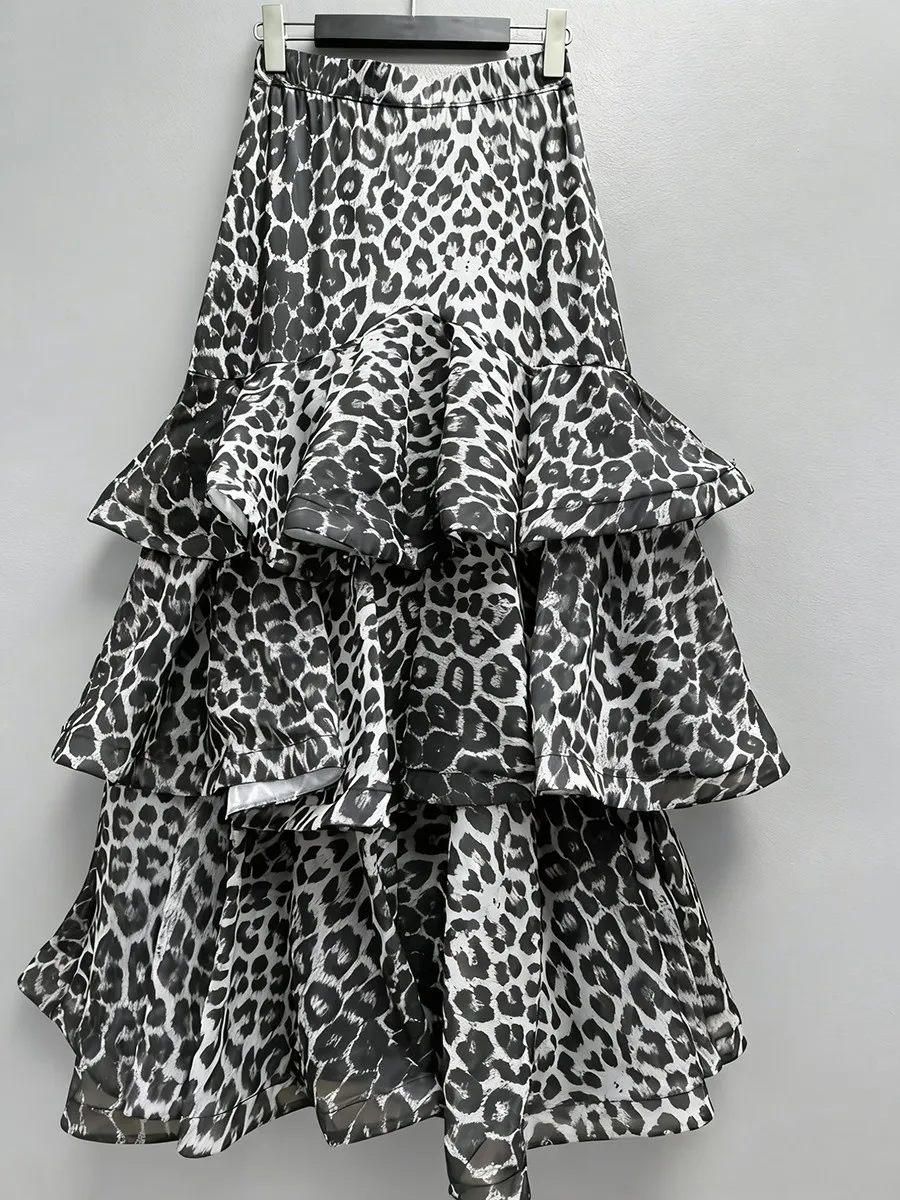 TWOTWINSTYLE ヒョウ柄スリムスプライスフリルファッションスカート女性のためのハイウエストデザインセンスロングスカート女性の秋の服