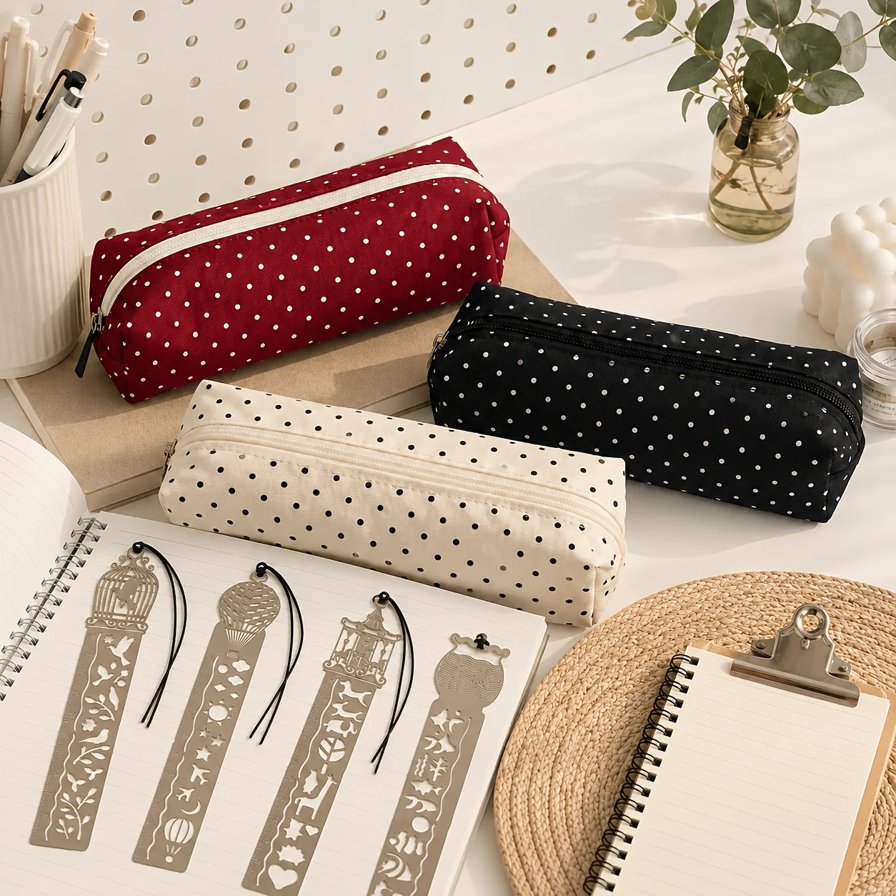 4pcs Stationery Set, Hollow Metal Bookmark Ruler with Hanging Rope for Students Teachers Book Lovers