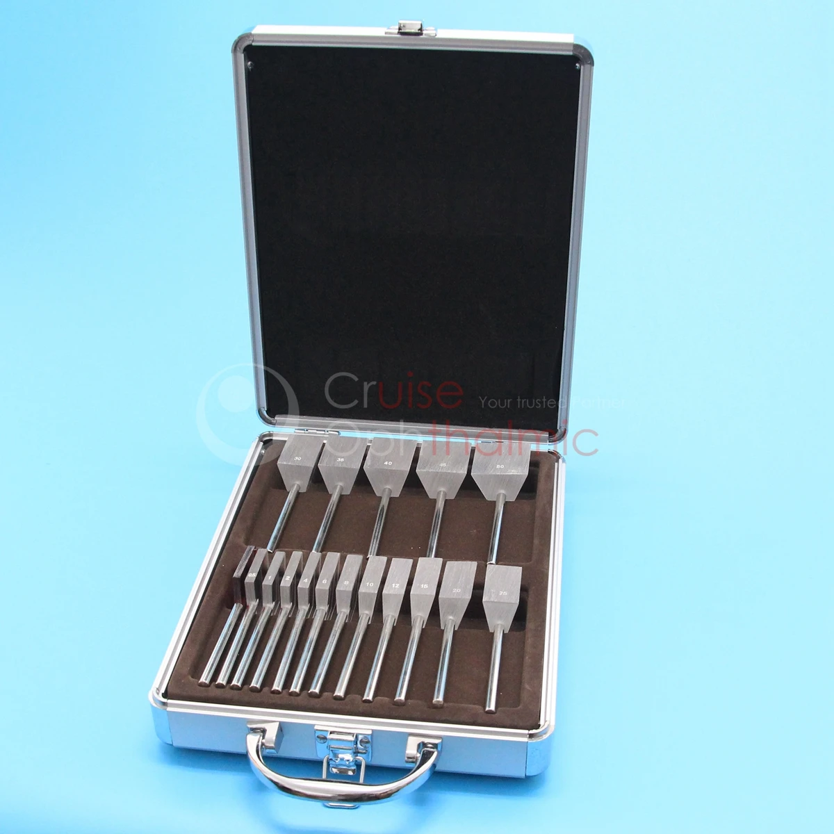 

Optometry Prism Blockers Set 16 Deltas | Aluminium Carrying Case | Optional Holding Bar | PMMA Material | PS16