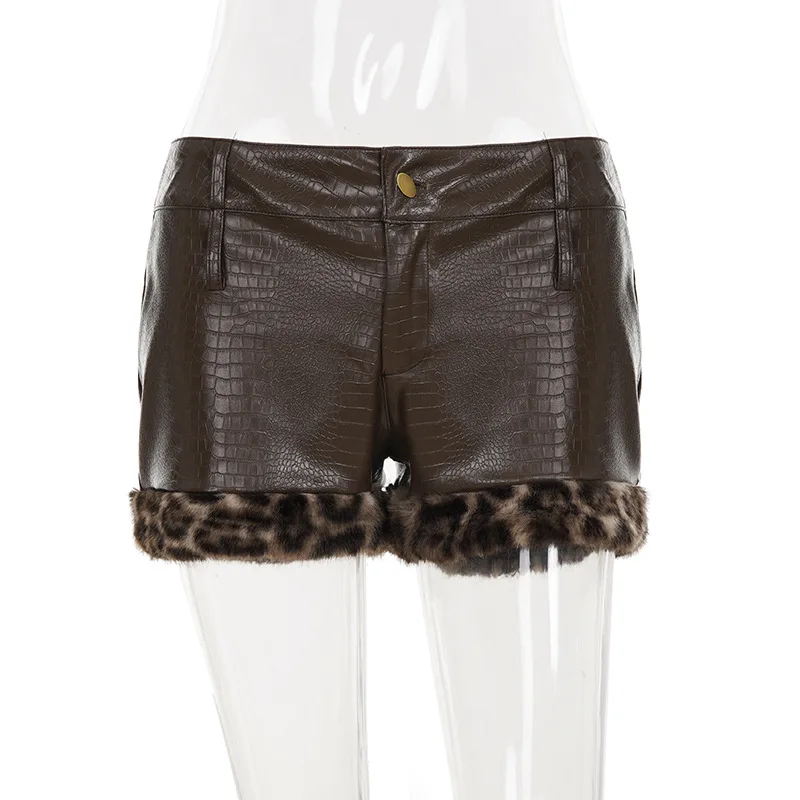 冬の新作Y2Kスパイスガール風レオパード柄フリーススプライシングPUレザーショートパンツ レディースデザイン ブラウン ホットパンツ ブーティーショーツ