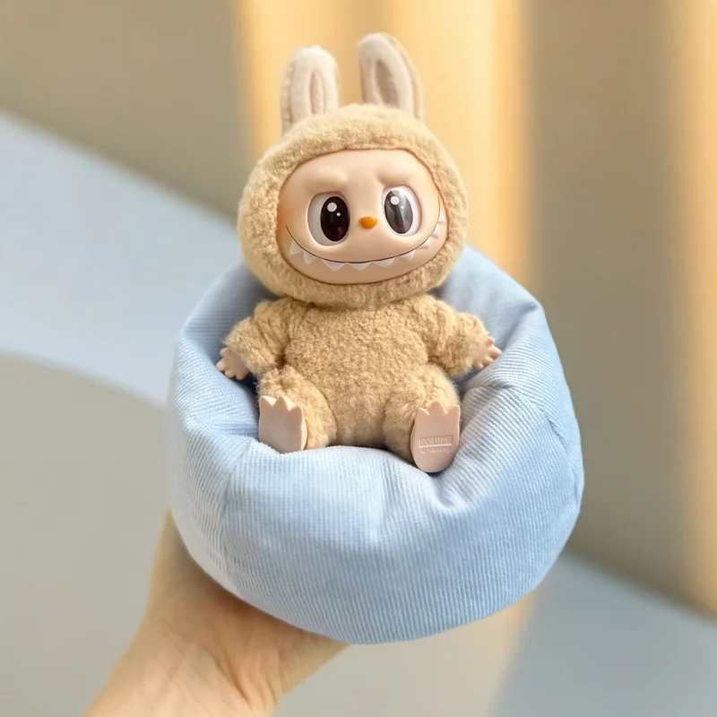 Voor 17 cm Labubu Mini Sofa Bjd Pop Kamer Decoratie 2e Generatie Zitten Party Serie Pop Sofa Auto Mini slaapbank