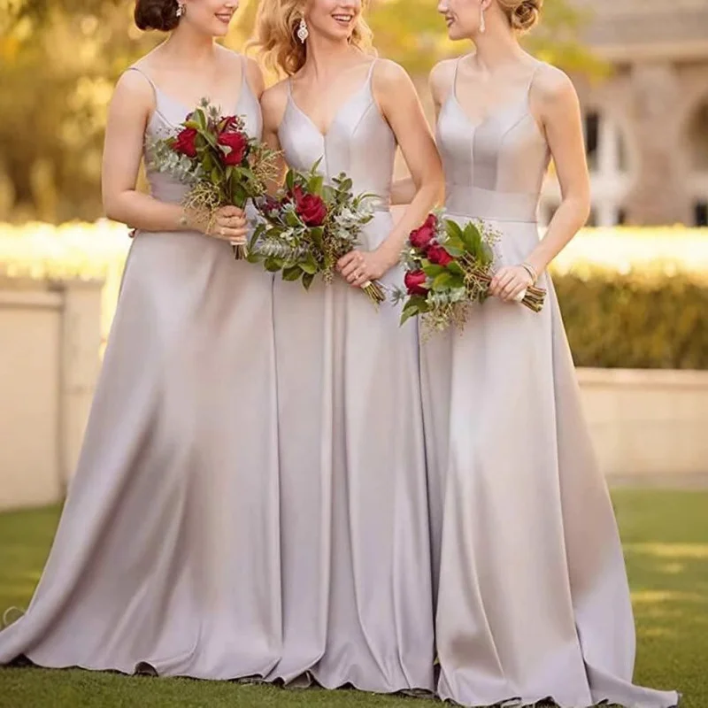 

Sexy Satin Long Bridesmaid Dresses Simple Sleeveless Spaghetti Strap V-NecK Brides Maid Dresses Wedding Guest Gowns