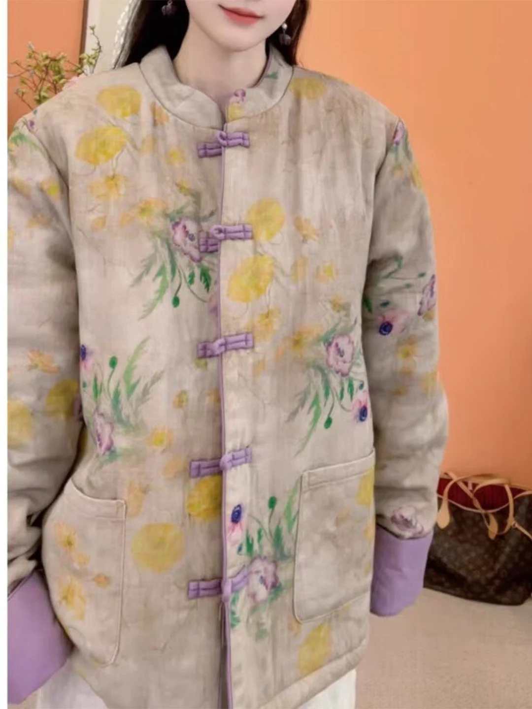 

Новое китайское хлопковое пальто с цветочным принтом, женское зимнее пальто в стиле ретро с воротником-стойкой на пуговицах, теплое хлопковое стеганое пальто...