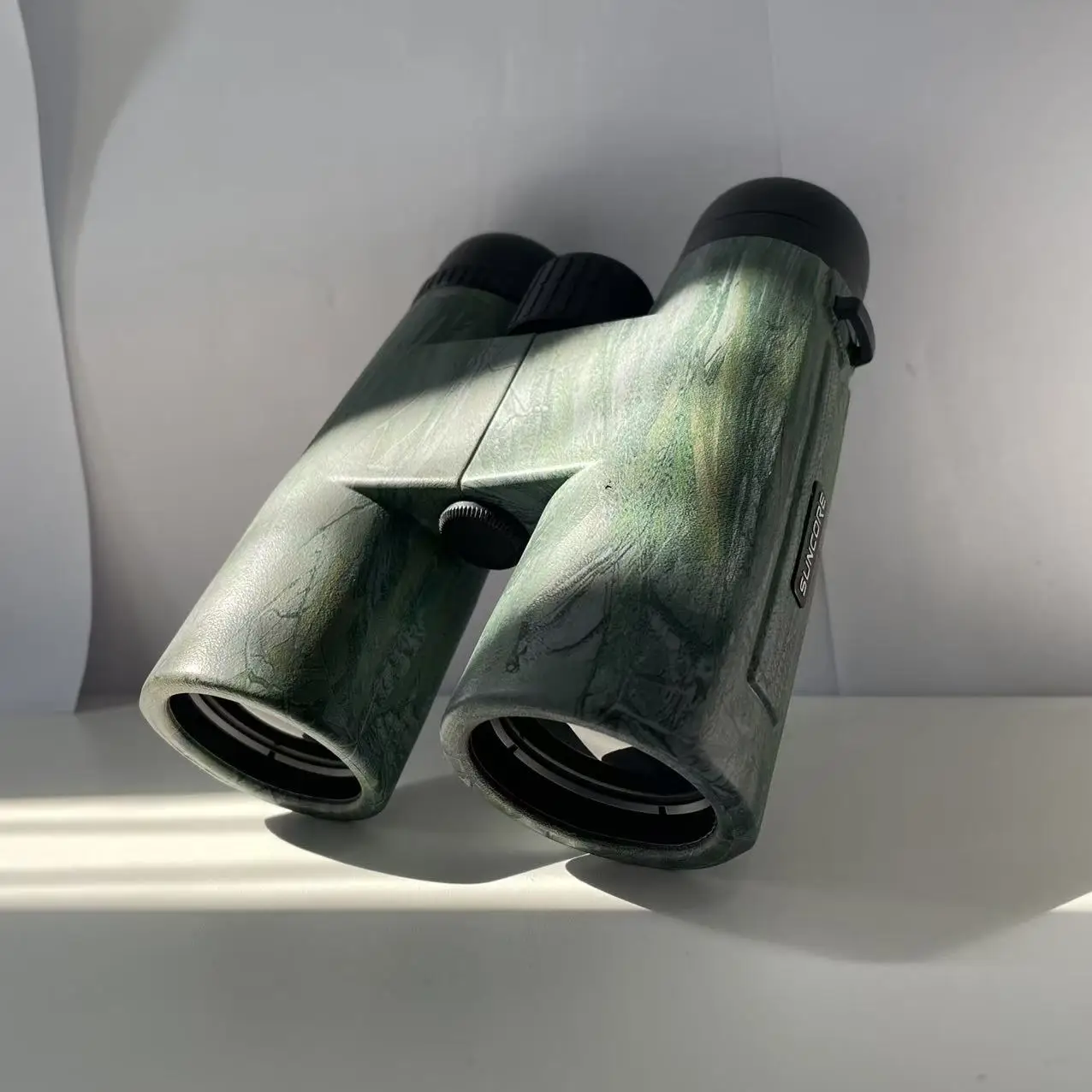 

Бинокль 10x42 HD для взрослых для наблюдения за птицей, путешествий, походов и активного отдыха, высокопроизводительная оптика