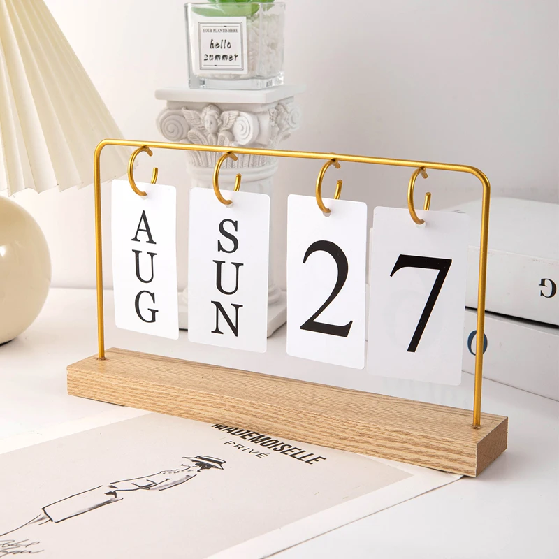 1 pc Wooden Creative Golden Perpetual Calendar, Desk Decoration, New Household Ornament