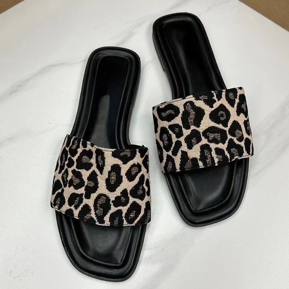 Slip-on Women\'s Summer Shoes on Offers Outdoor Trendy Leopard Print Chinelos Beach Slippers Open Toe Brand Design Ladies Slides