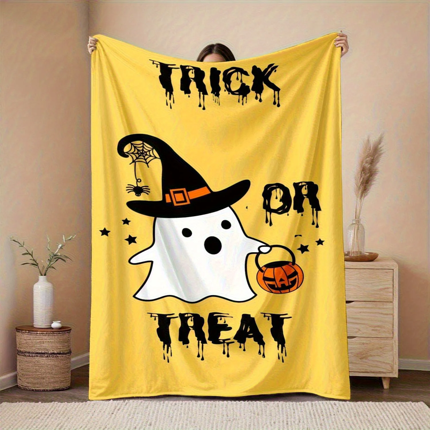 Halloween Flannel Blanket, Witch Hat, Pumpkin Lantern, Spider and Stars Pattern with TRICK OR TREAT Dripping Text