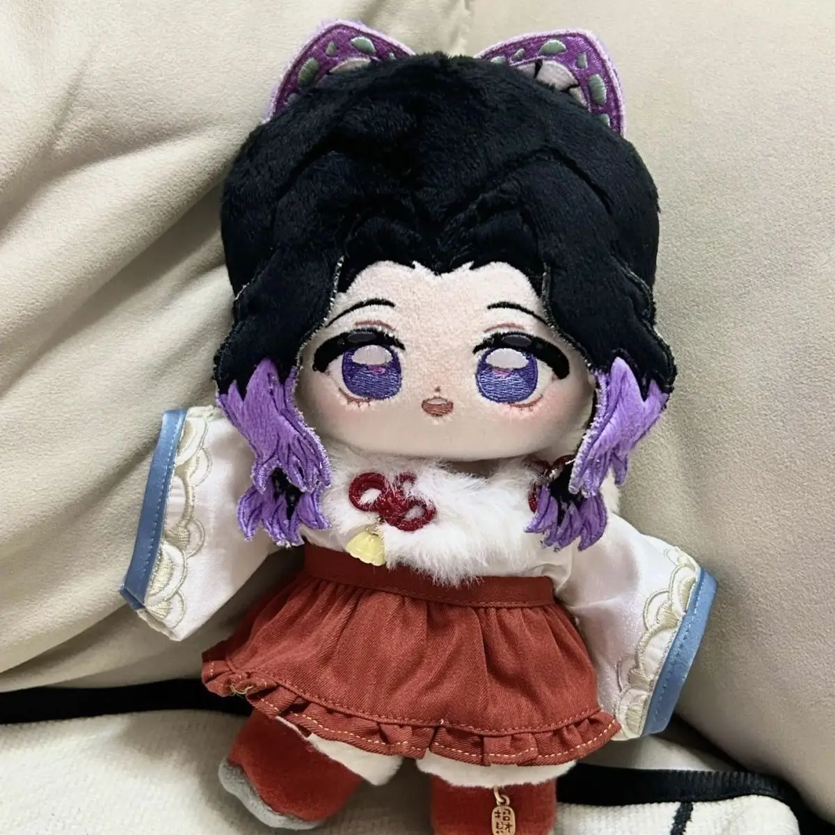 Demon Slayer/Kimetsu no Yaiba Kochou Shinobu 20cm calidad superior bebé Cosplay cuerpo de felpa mercancía