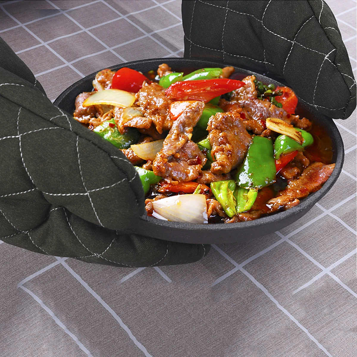 

2Pcs Heat-Resistant Oven Gloves Non-Slip Premium Kitchen Microwave Baking Gloves Flexible Anti-Scald Oven Glove