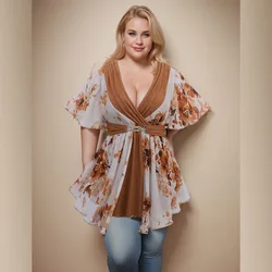 ﻿ ROSEGAL Plus Size Damen Top Buckle Panel Flower Bedrucktes Plisse Surplice Gerippte Strukturierte T-Shirts Lässige Rüschen Patchwork T-Shirt