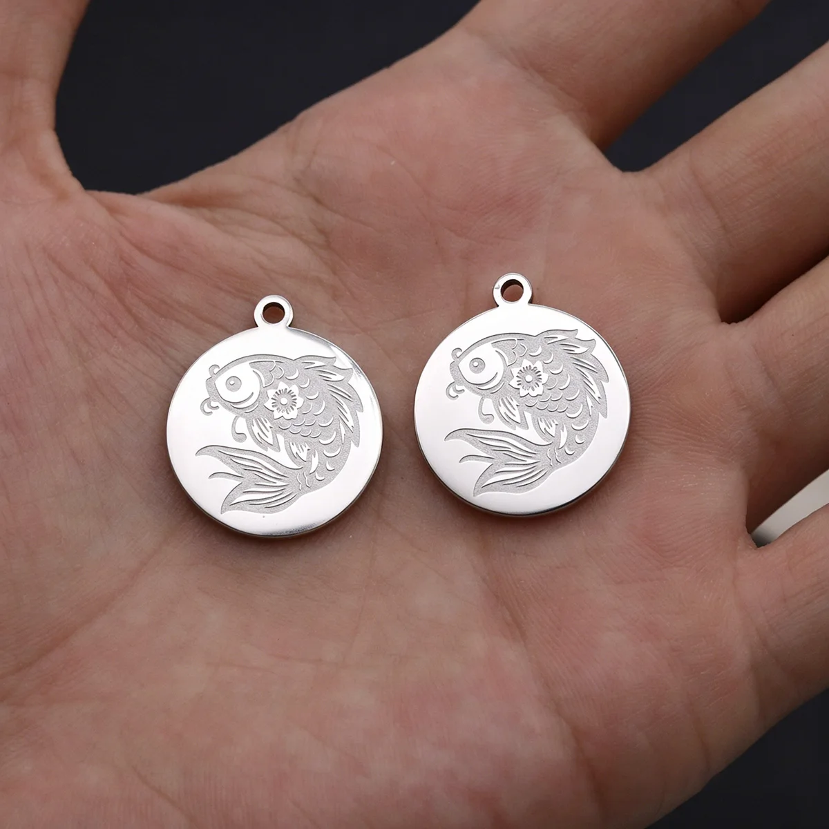 2pcs Lucky Koi Stainless Steel Pendant Charms for Jewelry Making Trendy Necklace Keychain DIY Craft Handmade Round Accessories