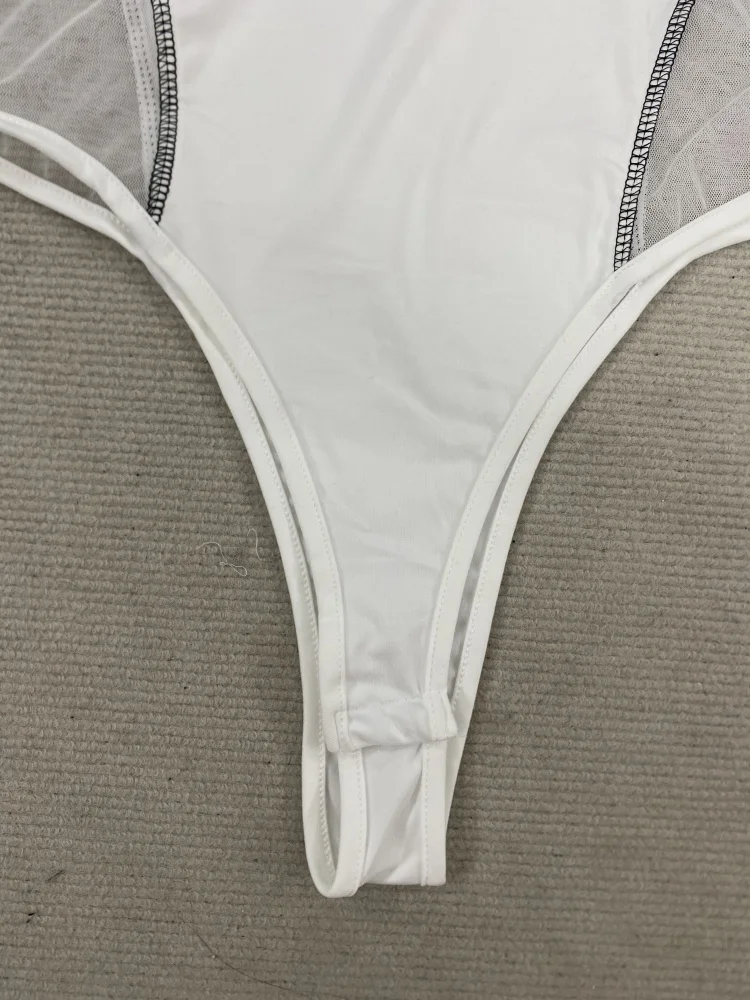 New Arrival Women's Long Sleeve Crew Neck Seamless Bodysuit Slim Fit Stretchable Soft Fabric Daily Wear Fashion Basic Style