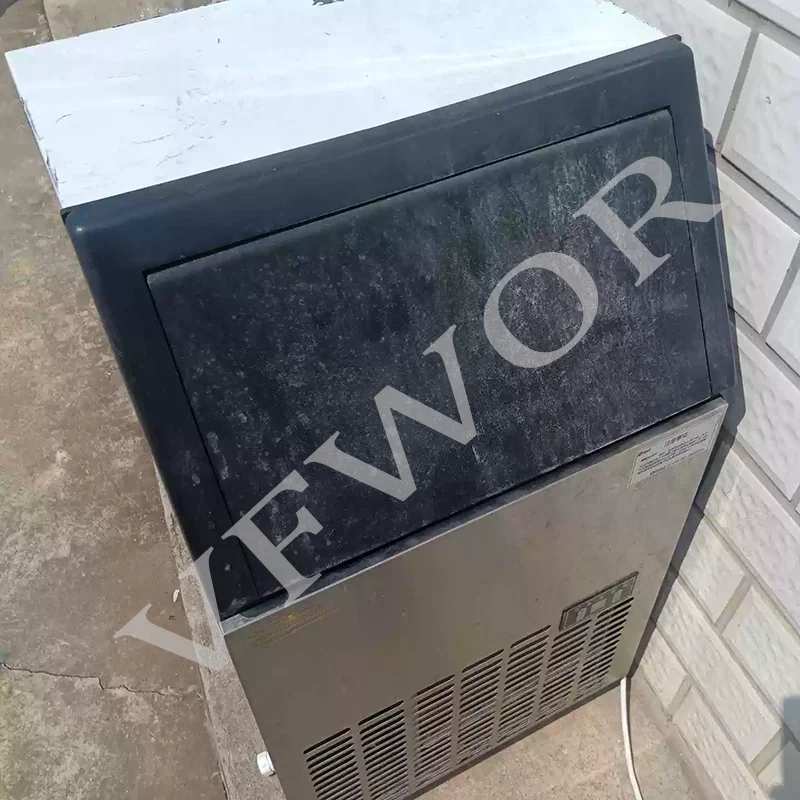 Food Fresh Commercial Freezer Ice Making Machine Cube Ice Maker