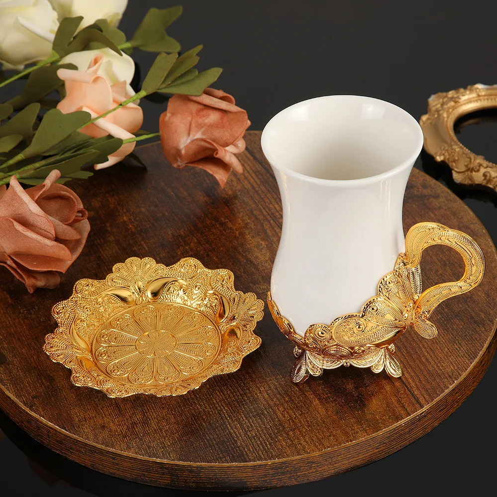 

European Style Vintage Peacock Pattern Ceramic Coffee Cup Saucer Set for Afternoon Tea – Classic Mug Tea Cup And Plate