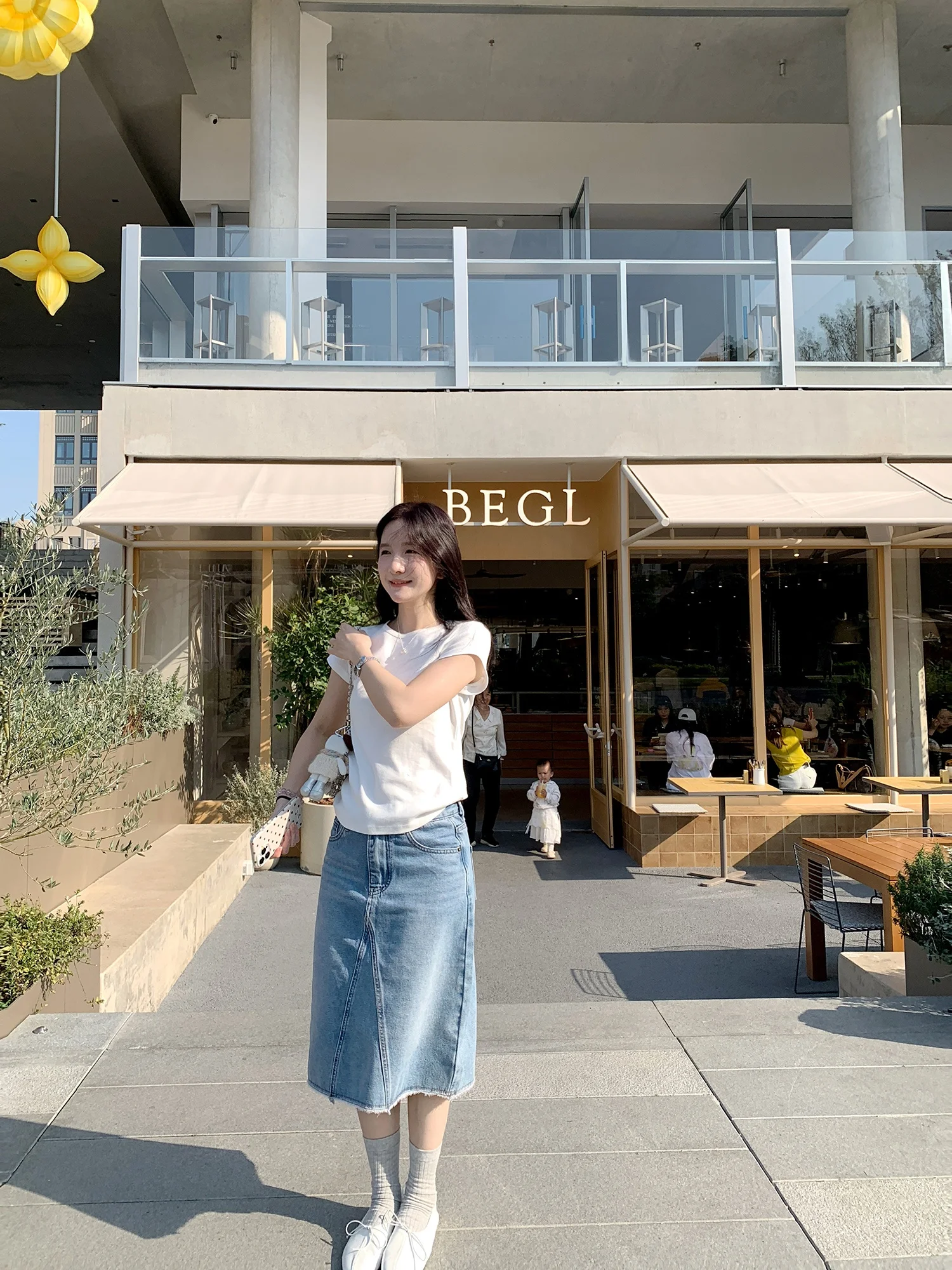 

Повседневная джинсовая юбка А-силуэта XierZ, светло-голубая, женская, летняя, миди, в корейском стиле, с карманами, со средней талией, без стрейча