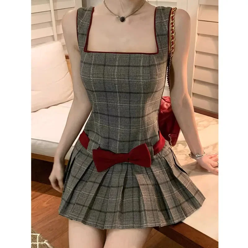 

Bow Plaid Dress French Socialite Petite Fragrance Women Sleeveless Contrasting Suspender Pleated A-line Square Neck Party Dress