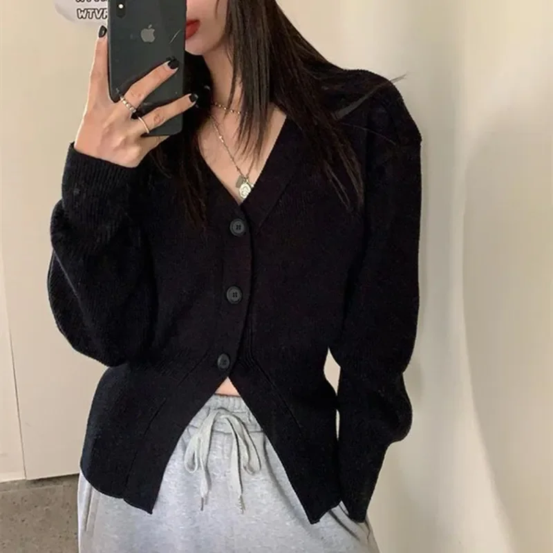 

2025 New Autumn Women's Cardigan V Neck Irregular Solid Cropped Knitted Sweaters for Female Elegant Slim Jumpers Tops