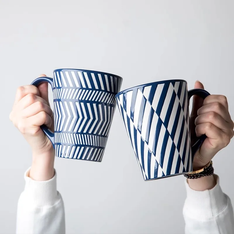 

450ml Europe Retro Ceramic Mug With Spoon Coffee Creative Office Office Tea cup Drink Drinkware Couples Gift