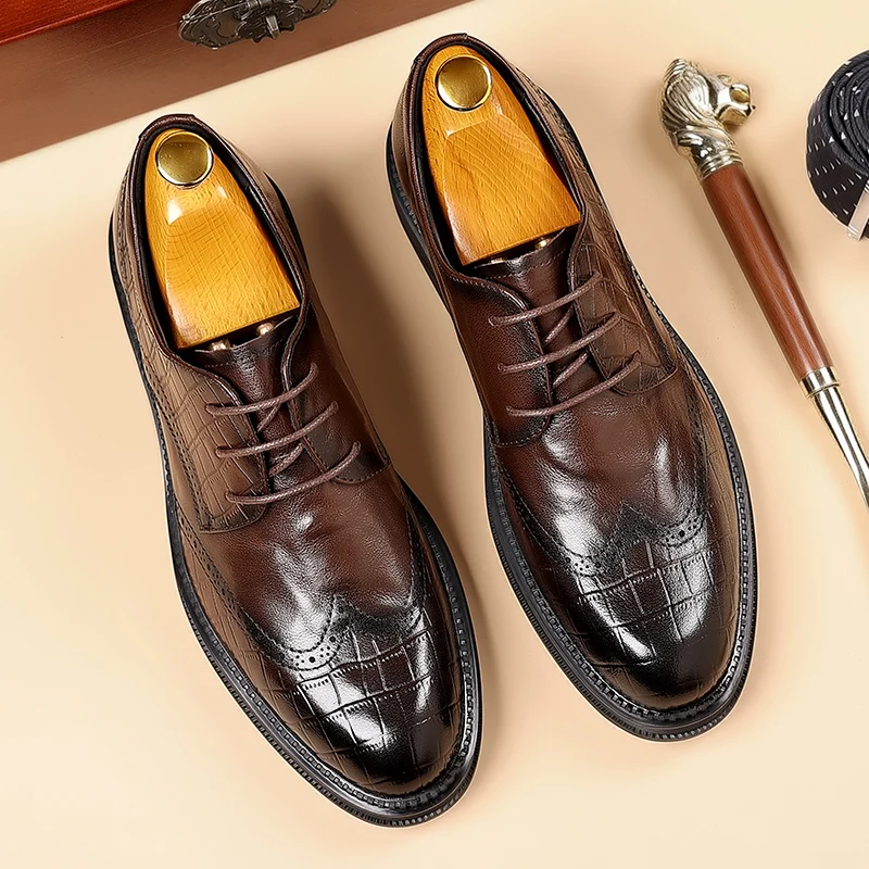 British Style Mens Oxford Shoes Thick Sole Casual Versatile Leather Shoes Classic Comfortable Lace Up Men Non Slip Leather Shoes