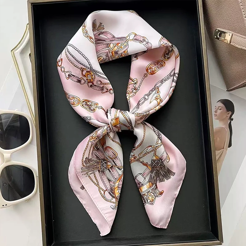 أنيقة سلسلة شرابة مشبك سلسلة مطبوعة تقليد وشاح حريري منديل الزخرفية متعددة الوظائف مطابقة وشاح مربع