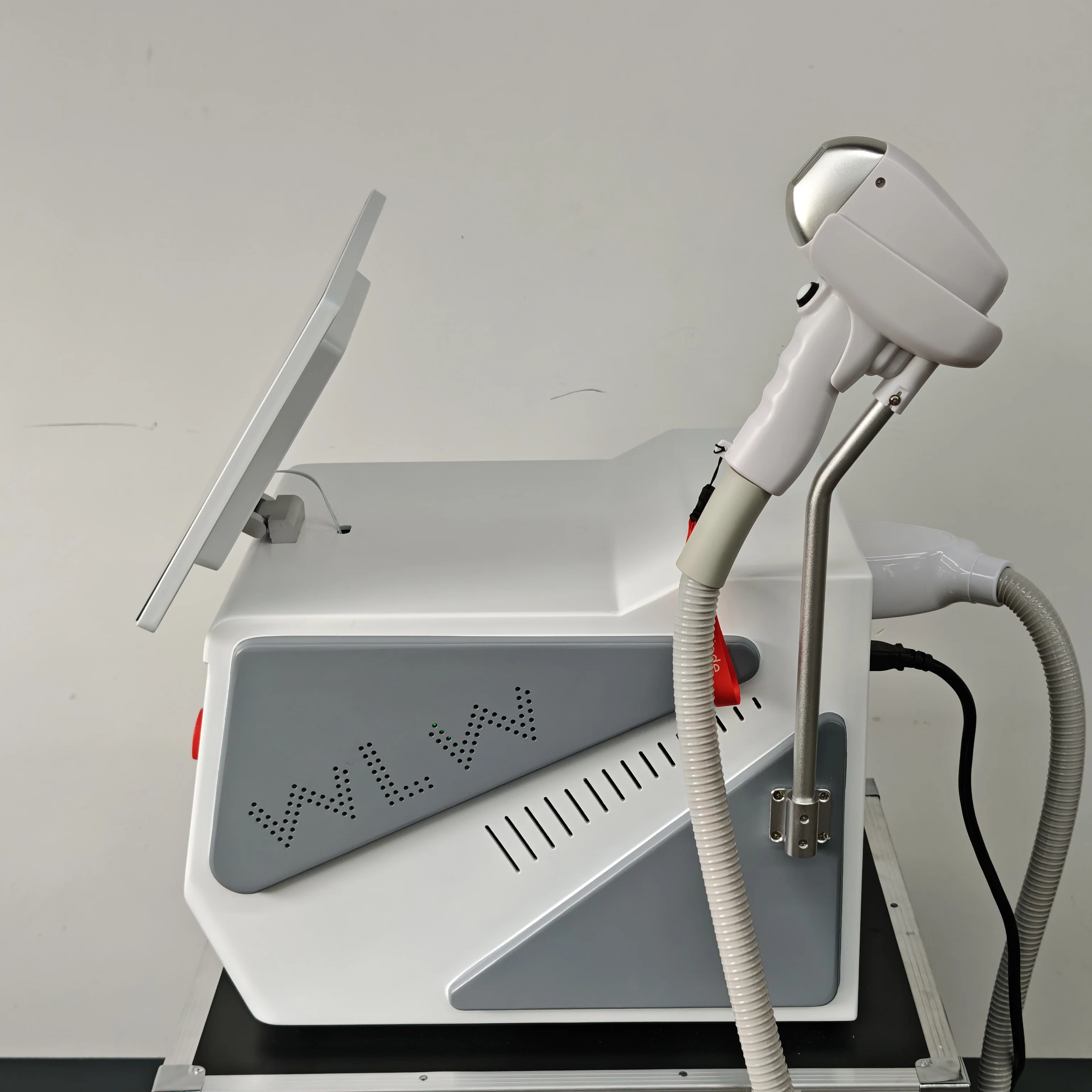 Nd:YAG Diode Laser Hair 2026 P - огляд і ціна Portable Diode Laser 808Nm Clinic