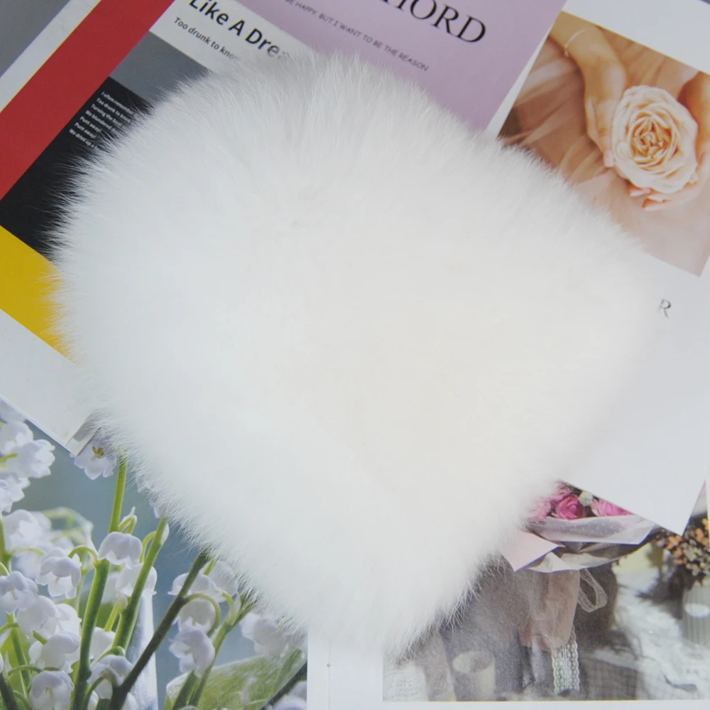 2026 Russia Winter Fur Hat Lady Luxury Real Fox Fur Bomber Hats Knitted Natural Fox Fur Cap Women Warm Elastic Real Fox Fur Caps
