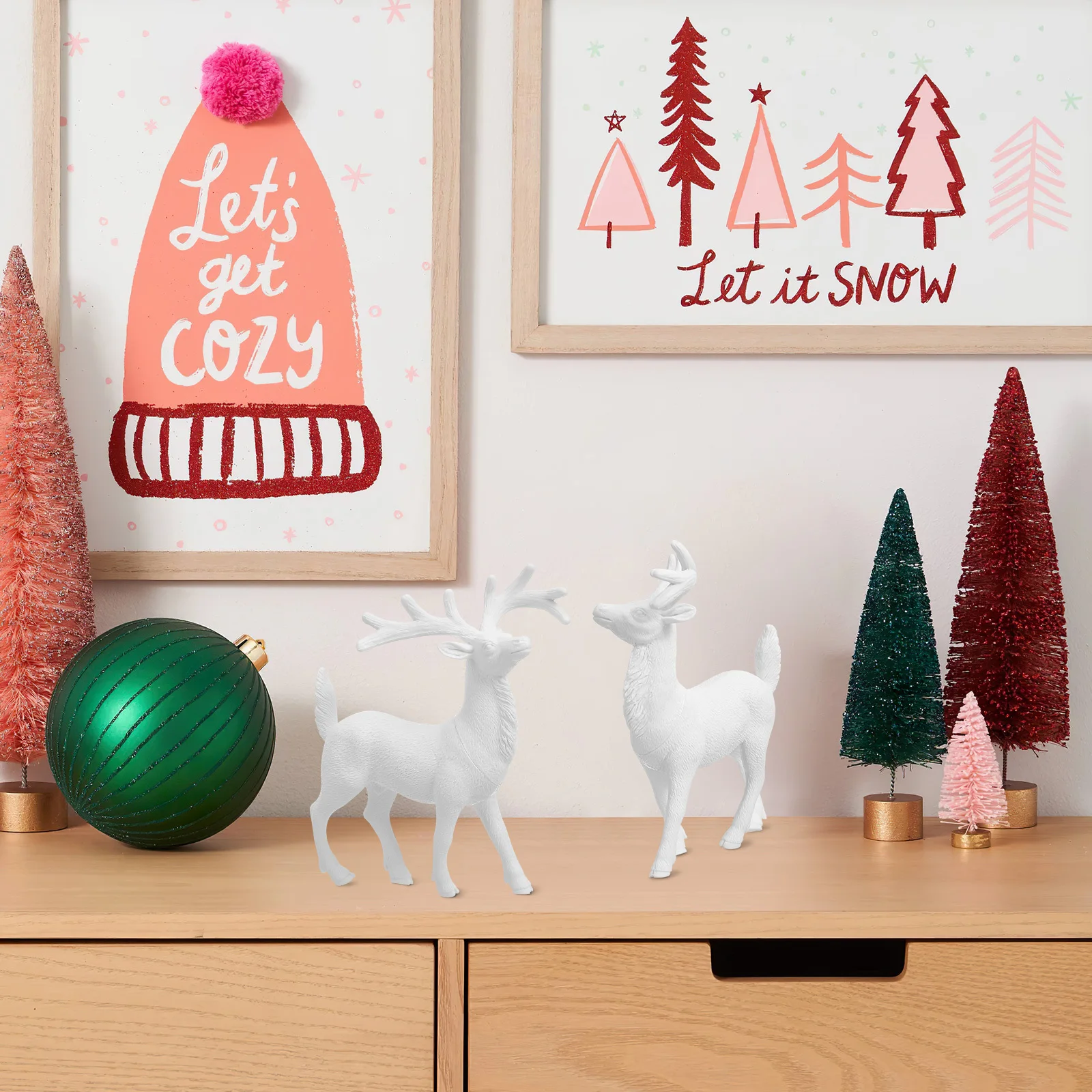

4Pcs 14Cm Deer Ornament Mini Desktop Decor for Home Office Holiday Party Xmas Decor Festive Atmosphere Accessory