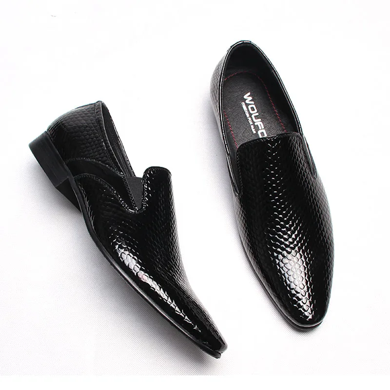 HKDQ Brand Pointed Toe Loafer Men Genuine Leather Shoes For Male Italy Oxfords Fashion New Luxury Dress Shoe Snake Pattern Black