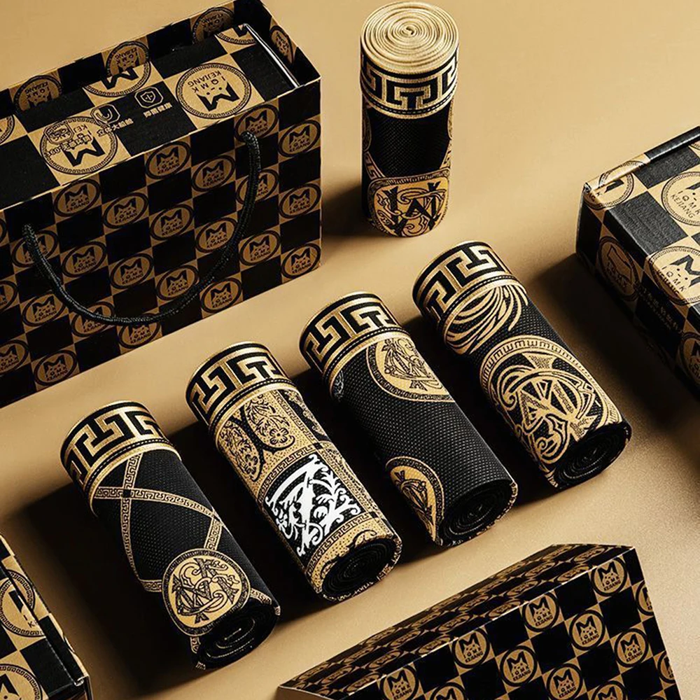 5 قطعة ملابس داخلية رجالية فاخرة مطبوعة بالذهب الأسود ملابس داخلية رياضية غير رسمية ومريحة ملابس داخلية جيدة التهوية للرجال