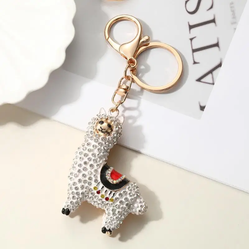 Exquisiter Strass-Alpaka-Lama-Schlüsselanhänger mit Karabinerhaken, glänzender Kristall-Tieranhänger, modisches Accessoire zur täglichen Taschendekoration – Detail 3
