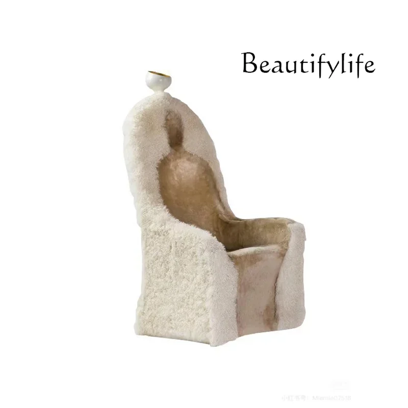 

A Modern Nordic Invisible Character Leisure Chair Designer Compound Sofa Single Chair