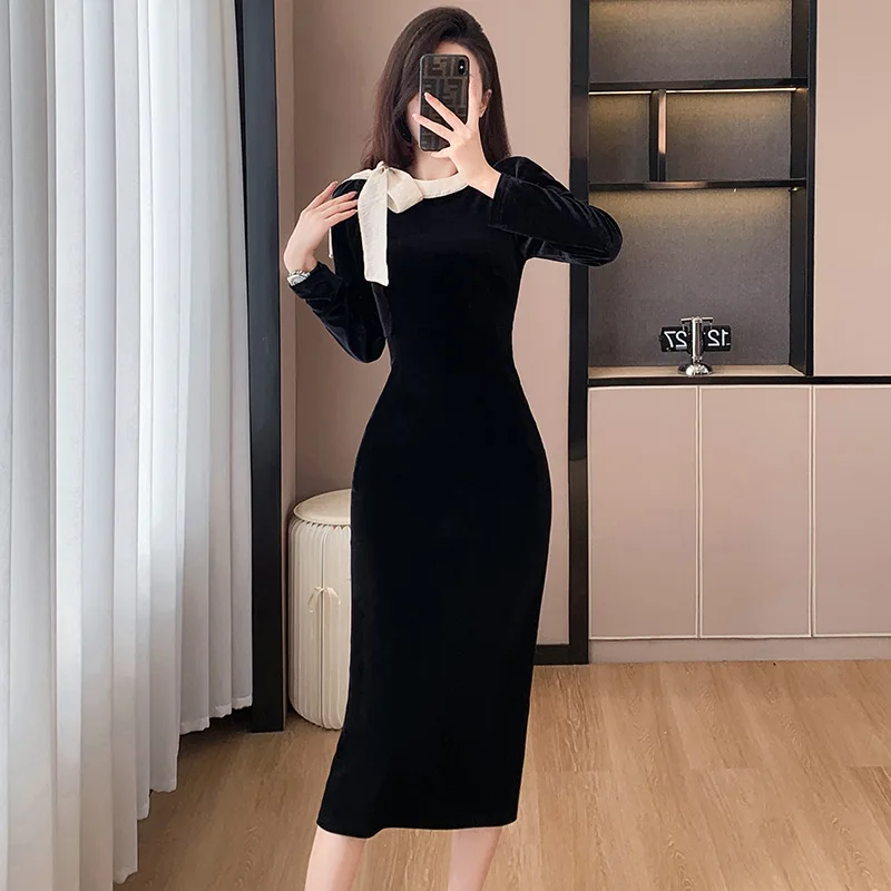 

2025 New Gentle Wind Elegant Splicing Bow Lace-up Slim Mid-length Velvet Dress