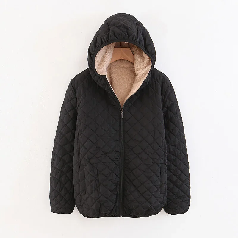 Fashionable and Casual Slim Fit, Slimming Plaid Lamb Wool Hooded Closure, Thickened Warm Cotton Jacket for Women, Plus Size