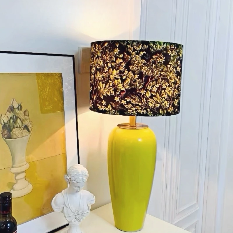 

Керамические настольные лампы в стиле ретро E27, светодиодный тканевый абажур, индивидуальная спальня, прикроватная тумбочка, гостиная, кабинет, настольные светильники с регулируемой яркостью