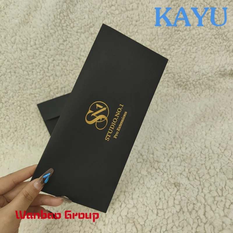 Custom  Customized high-end luxury 250gsm black cardstock paper envelopes printed with gold logo paper envelopes