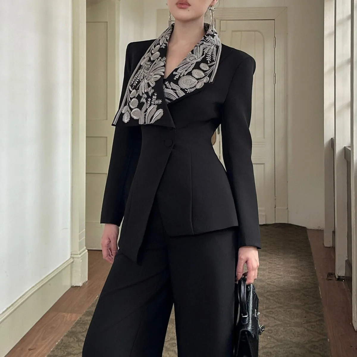 

KWTX Elegant Embroidered Tailored Suit Set - Women's Chic Office Blazer And Trousers, Minimalist Fall Fashion, Premium Drape Fit