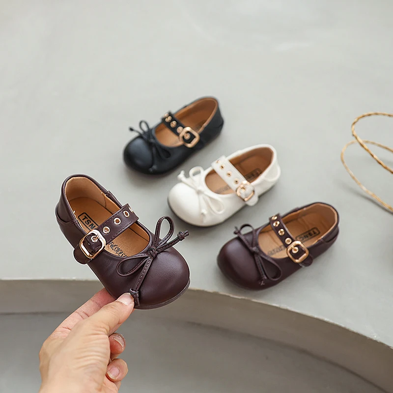 

2025 New Trend Girls Causal Shoes Retro Style Children Fashion Leather Shoes School Versatile Kids Princess Flat Shoes Hook Loop