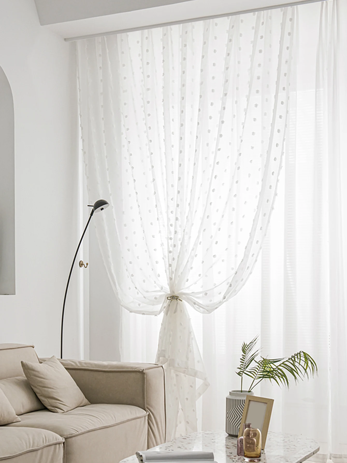 1PC Romantic White Pom Pom Sheer Curtain for the Living Room ,Rod Pocket Voile,Pure Transparent Tulle for Window Decor