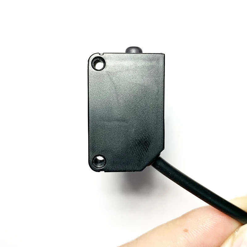 ليزر صغير منتشر انعكاس كهروضوئي التبديل PZ-D41 PZ-D42 حجم صغير مربع الرجعية عاكس الاستشعار 5V12V24V