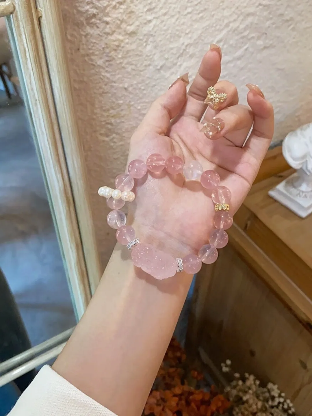 pulsera-de-cristal-rosa-de-madagascar-pulsera-de-cristal-mo-pink-xi-shu-joyeria-accesorios-de-moda-marca-moonstone-queen