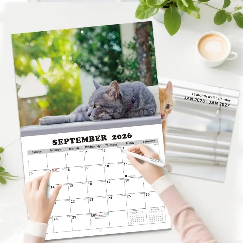 Artistieke Feline Wandkalender 2026 Dik Gerecycled Papier Duidelijke Nummering Praktische Ophanghaak Perfect Voor F19E