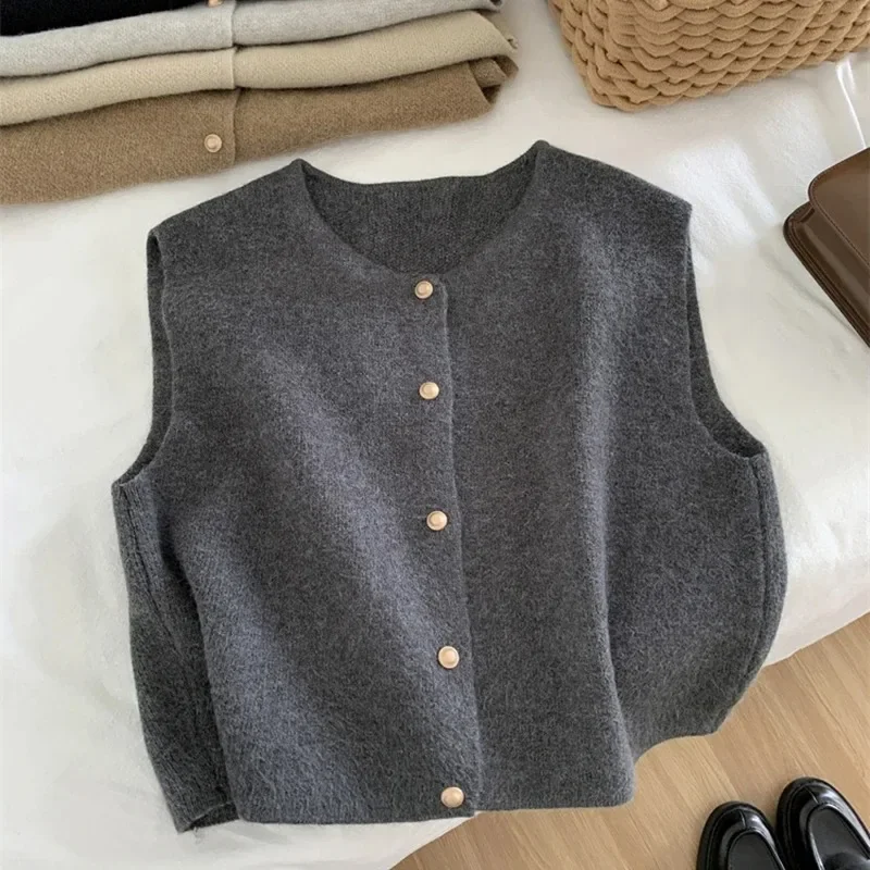 Gentle single row small button round neck knitted vest cardigan for women Korean style sleeveless camisole top for outerwear